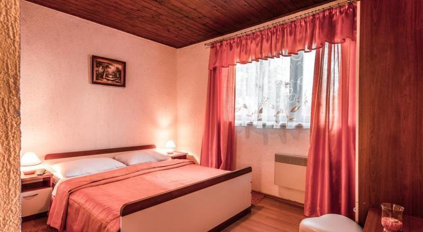 Guest House Slavica Plitvička Jezera الغرفة الصورة